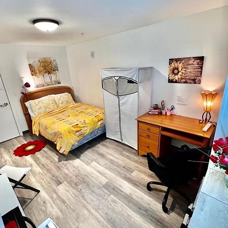 Micro Studio Apartment 10 Minutes Walk To University Of Washington Seattle Esterno foto