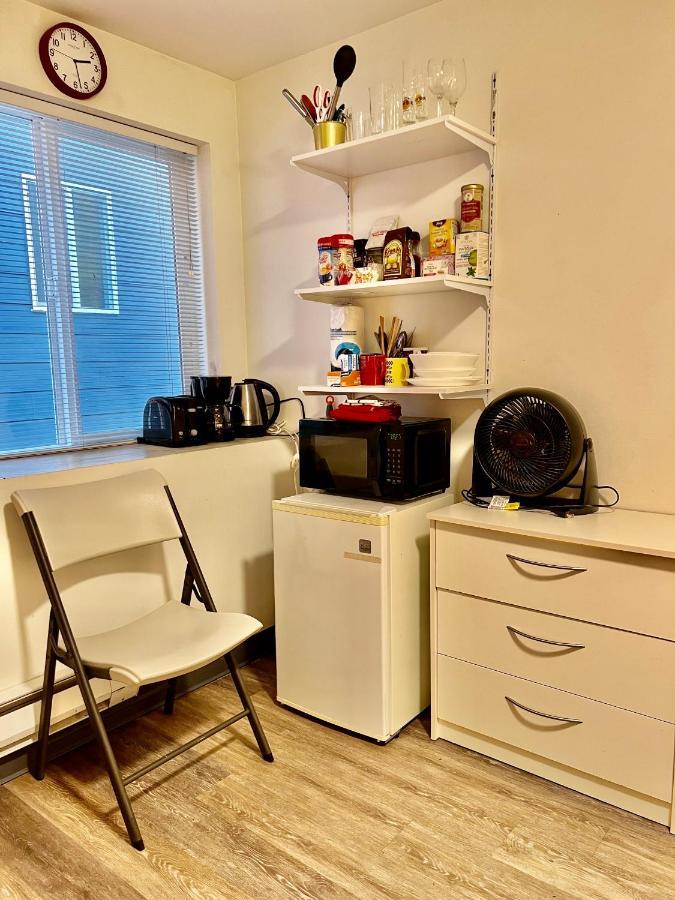 Micro Studio Apartment 10 Minutes Walk To University Of Washington Seattle Esterno foto