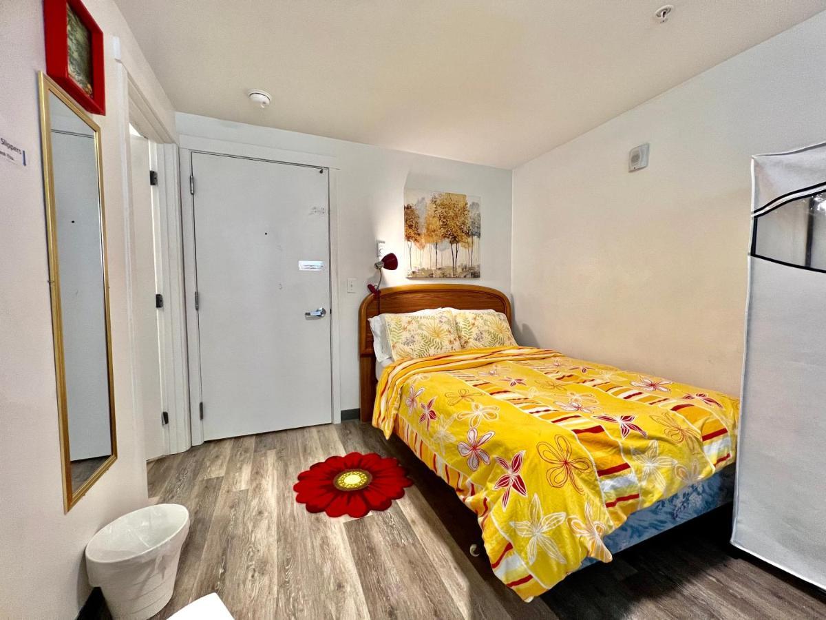 Micro Studio Apartment 10 Minutes Walk To University Of Washington Seattle Esterno foto