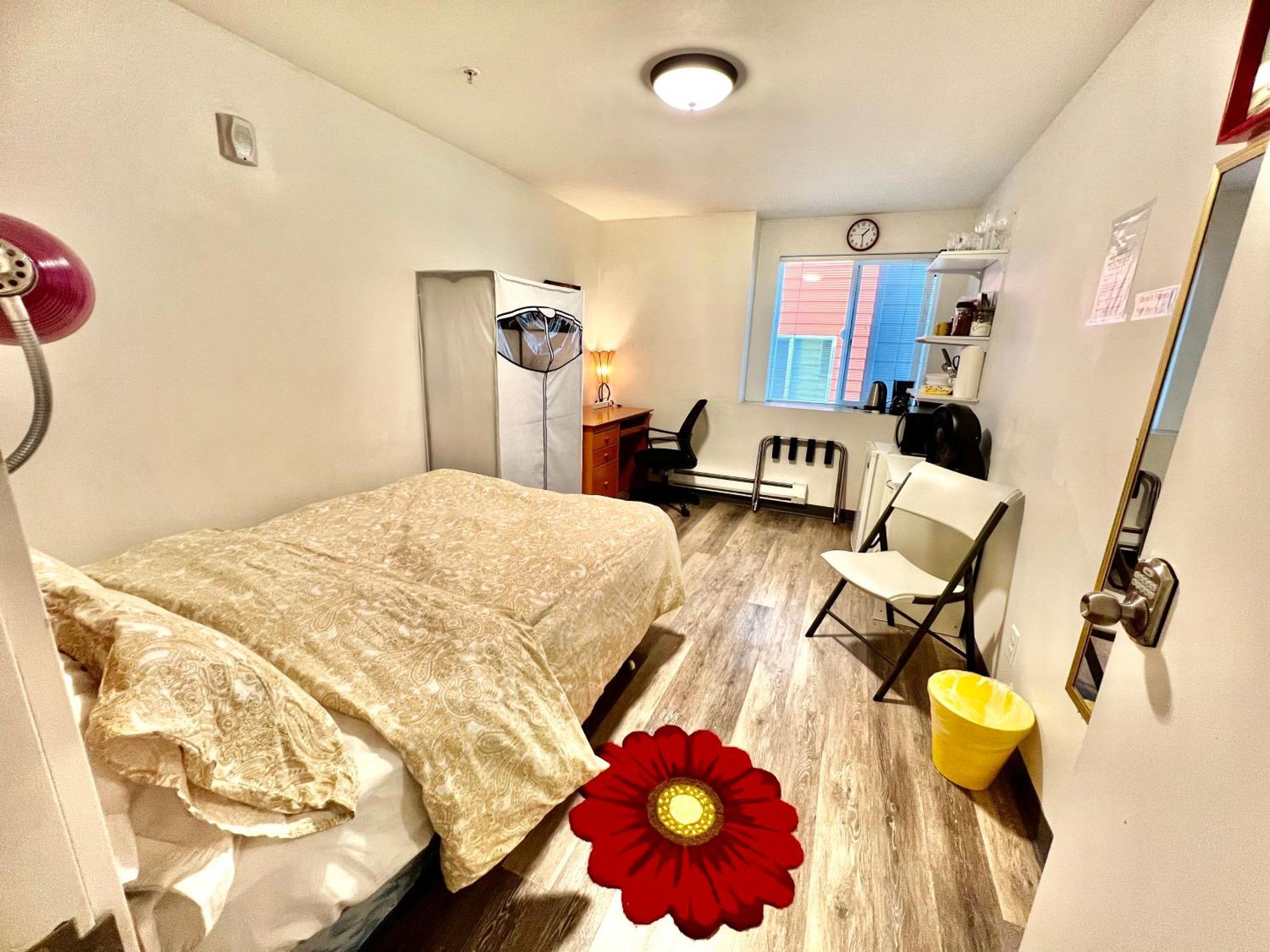 Micro Studio Apartment 10 Minutes Walk To University Of Washington Seattle Esterno foto